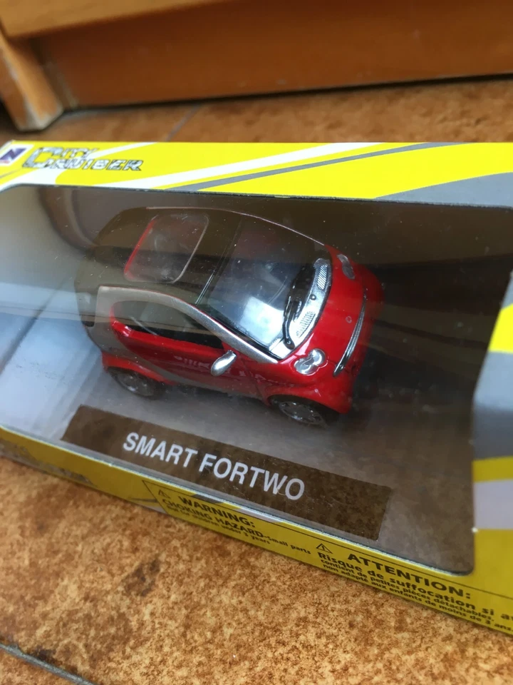 SMART FORTWO For Two scala 1/43 auto metallo NEWRAY NEW RAY NEW-RAY macchinina - Immagine 3 di 4