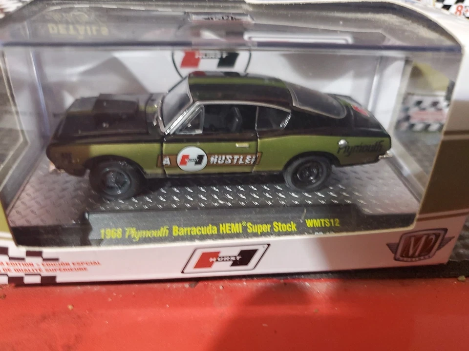 M2 Machines 1:64 Hurst 4 Pack W Sleeve Vw Van 65 Econoline Van 69 Baracuda +1 - Image 3 of 4