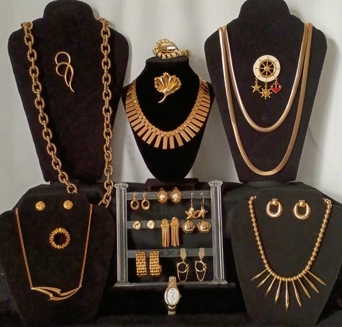 Vintage/Mod Chunky Statement Gold Tone Costume Jewelry Lot of 21