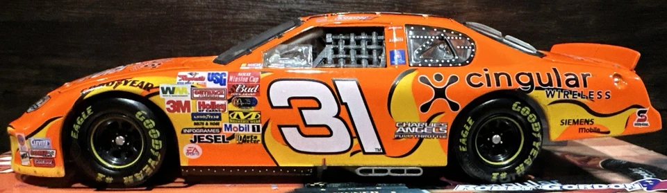2003 Robby Gordon #31 Cingular Charlie's Angels 2 1/24 Action Nascar литая - Изображение 2 из 4