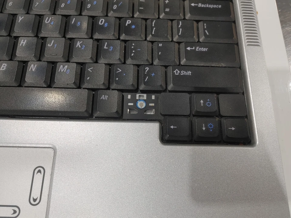 Good Condition Dell Inspiron 6000 PP12L WinXP Pentium M 06D8 512MB RAM 100GB HDD - Image 2 of 4