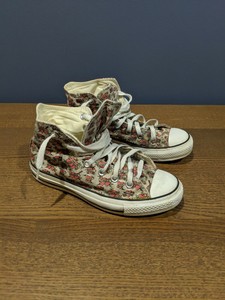 converse limited edition heart