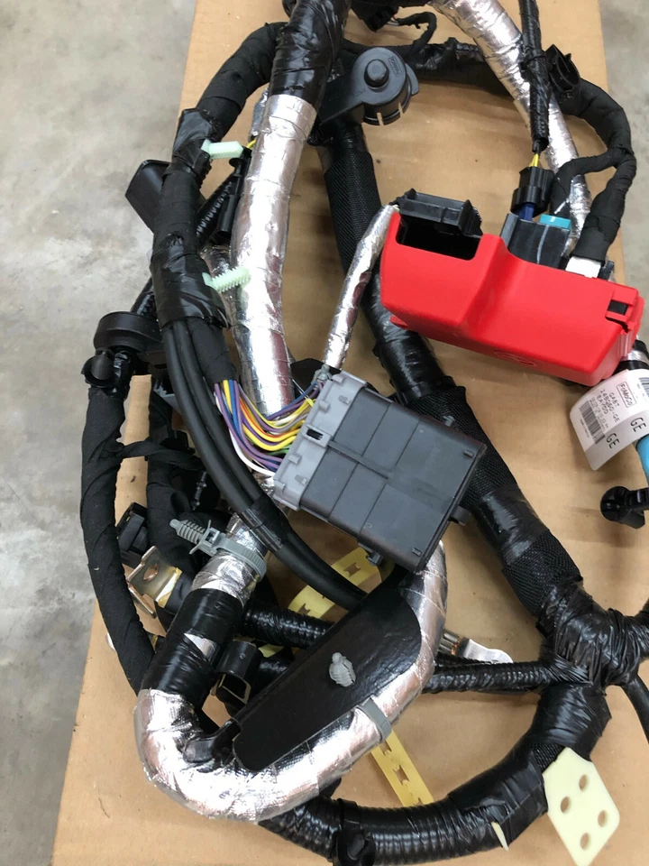 MOTORCRAFT WC-96502 CHICOTE DE FIOS DE PARTIDA DE BATERIA POSITIVO PARA 2016 LINCOLN MKT* - Imagem 3 de 4