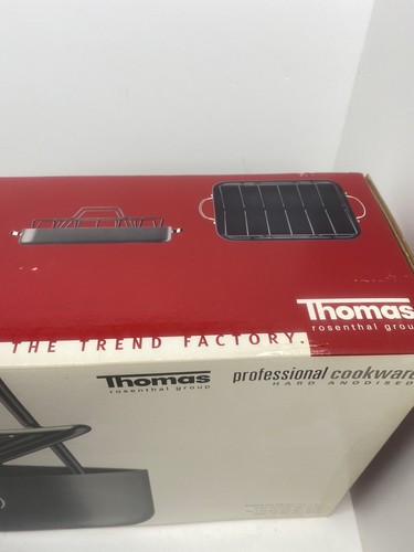 Thomas Rosenthal Roasting Pan With Rack New In Box 13.7x10.11 In - Picture 7 of 8