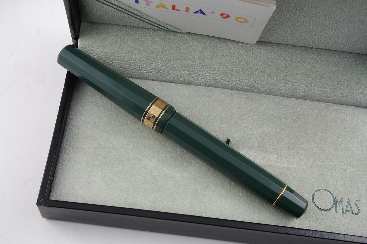 OMAS 1990 WORLD CUP SOCCER CHAMPION ITALIA FOUNTAIN PEN - (M Nib