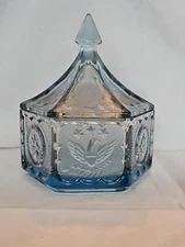 Vintage Indiana Glass  Blue Tiara Glass Exclusive Eagle Covered Candy Dish