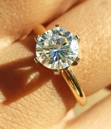2ct VS Genuine Moissanite Solid 14K White Gold Engagement Ring Charles Colvard - Picture 3 of 9