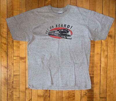 Vtg Rio VAC batteries graphic T-shirt train engine heather Gray