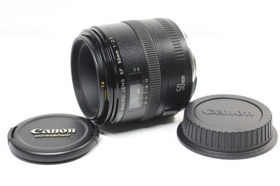 Canon Compact Macro 50mm F/2.5 EF AF Lens
