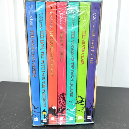 Chronicles of Narnia Box Set C.S. Lewis 7 Book Fantasy Series Softcover New - Picture 3 of 4