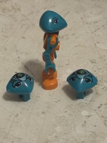 LEGO Life On Mars Vega Minifigure Lom012 Aero Tube Hanger 7317 + 2 Antares Heads