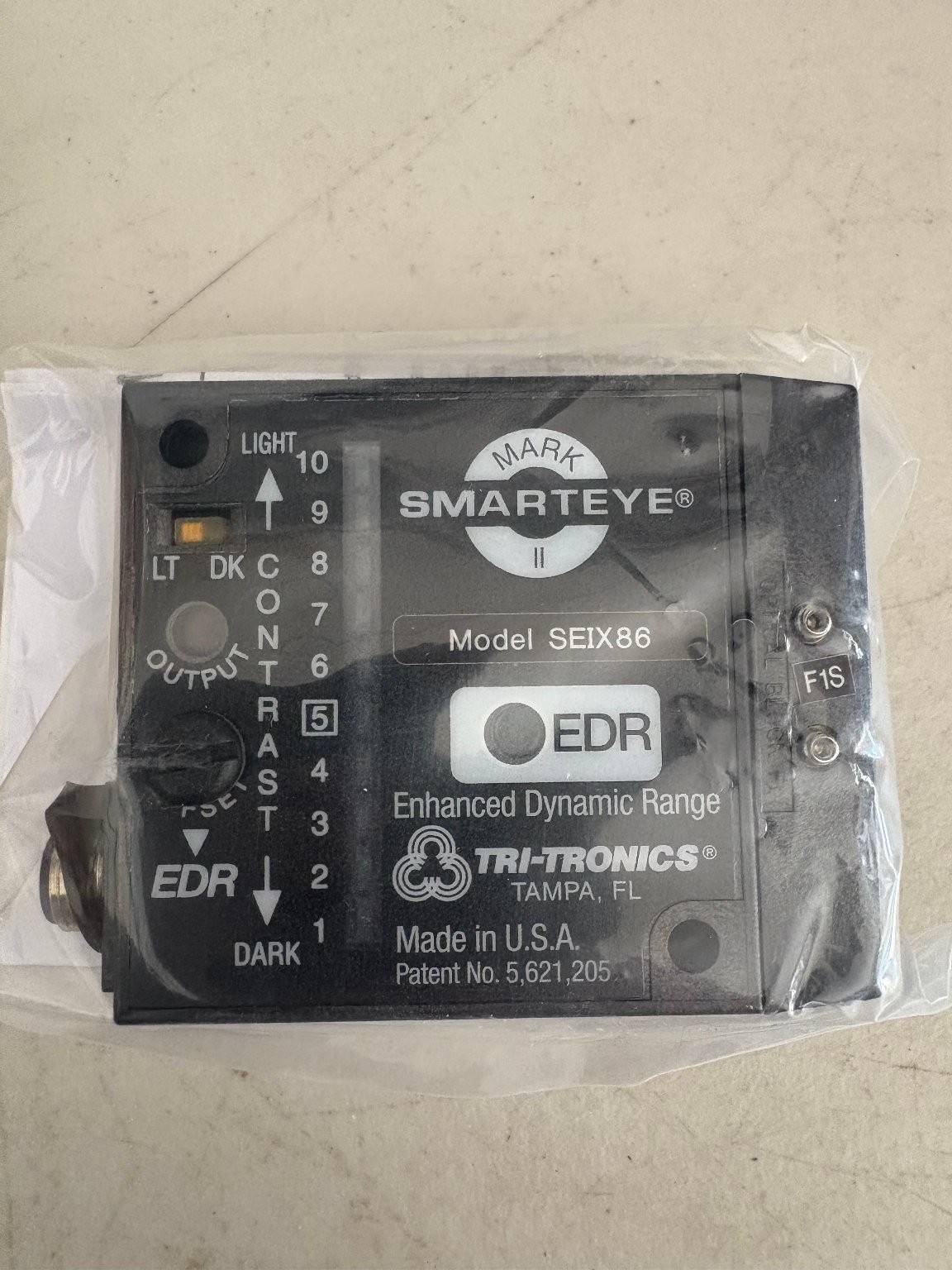 Tri-Tronics SEIX86 Mark II Smarteye Sensor Manual 0416 Enhanced Range