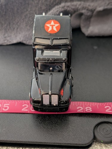 SLEEK TEXACO MIDNIGHT BLCK COLOR SCHEME SEMI CAB 5