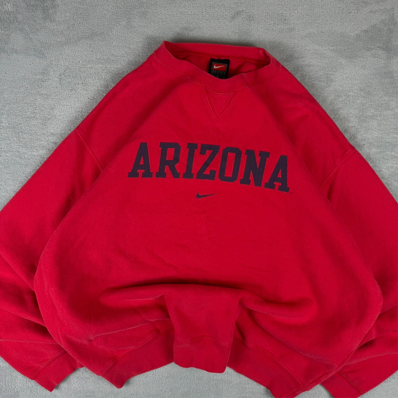 Vintage Nike 90's Arizona Wildcats Nike Team Swoosh Spellout Large Sweatshirt image 3