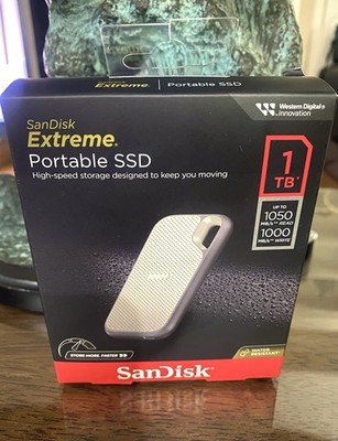 New - SANDISK EXTREME PORTABLE 1TB SSD (SDSSDE51-1T00-AW25)  SEALED - FAST SHIP