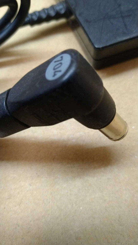 Genuine BELKIN F5L070 - AC/DC ADAPTER DC 19.5V = 4.62A - Black - Image 4 of 4