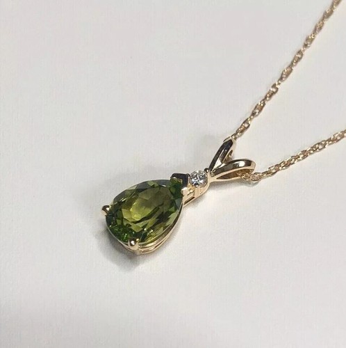 Pear Cut Simulated Green Peridot Women's Teardrop Pendant 14k Yellow Gold Plated - Picture 6 of 6