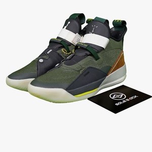 travis scott 33 on feet