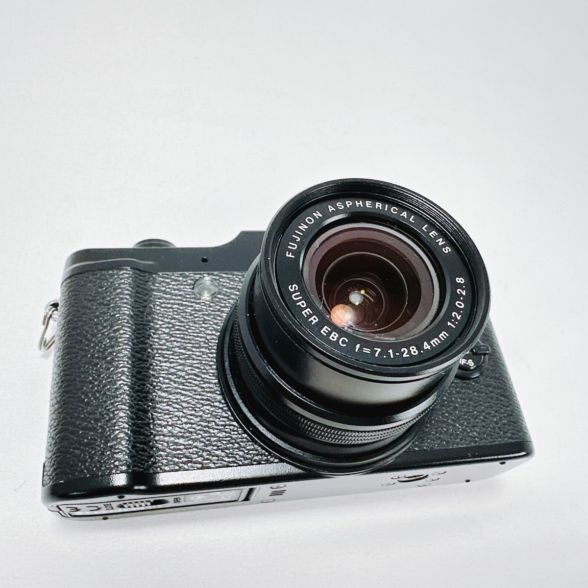 Fuji Fujifilm X10 Black Compact Digital Camera 12.0MP USED Fuji Fujifilm X10 Black Compact Digital Camera 12.0MP USED