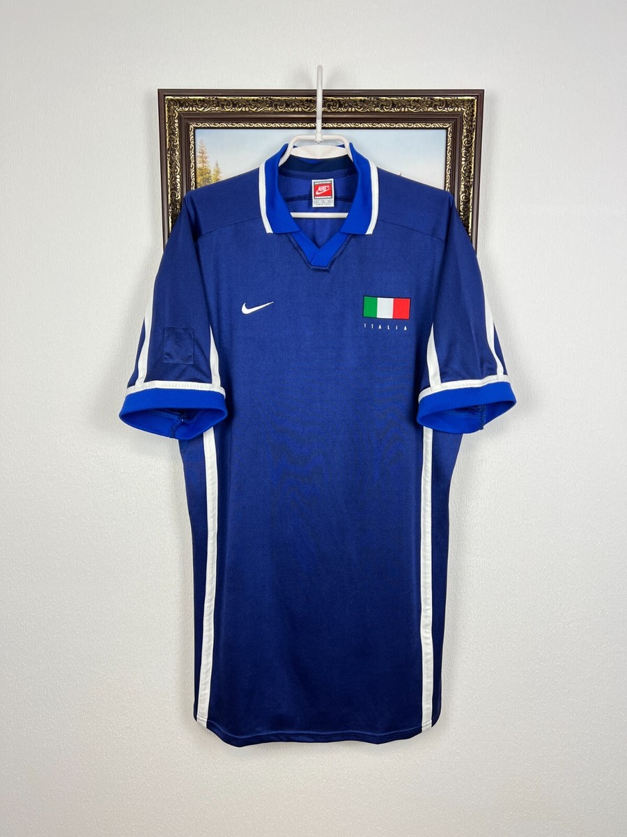 ウェア Nike 96/97 Italy  kit 90s Italy national team 1996 1997 home jersey nike vintage