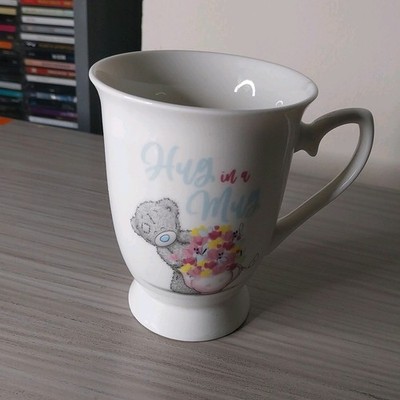 Sammlerstück ''Me To You'' Tatty Teddy Tasse. Umarmung in einer Tasse. CBG Ltd. UK