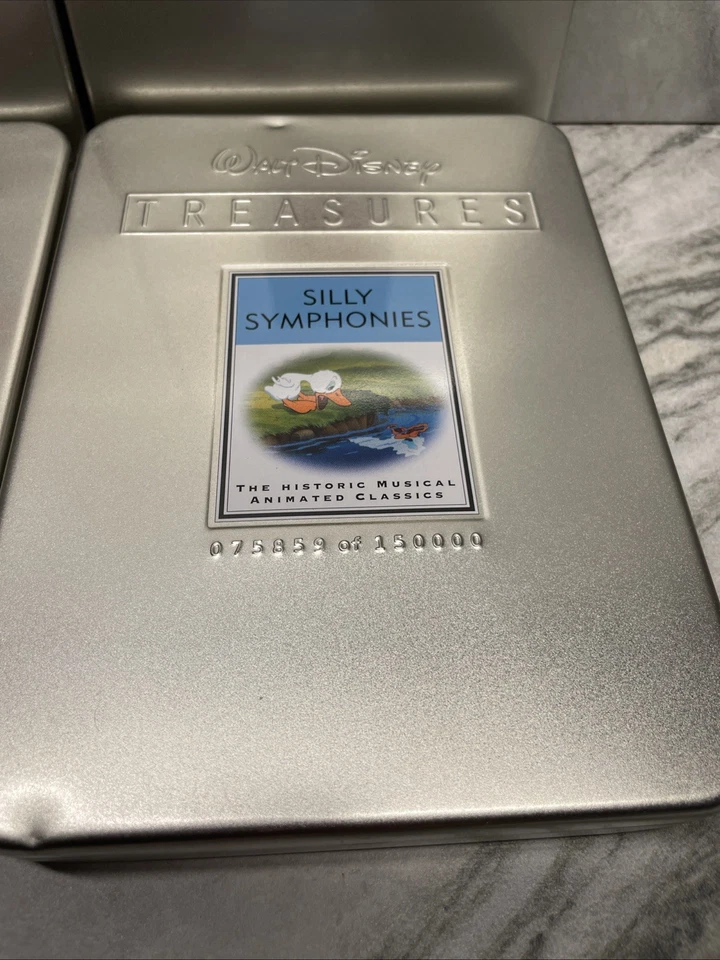 4 Walt Disney Treasures Tin Sets 8 DVD's Mickey Mouse Silly Symphonies Numbered Foto 4 de 4
