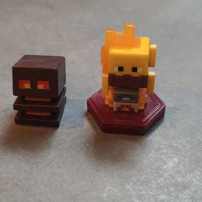 Minecraft Mini-Figures Stone Series 2 1'' Magma Cube & Earth Boost Smelting Blaze