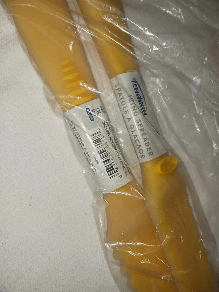 Esparcidor de glaseado de silicona para batidor y pastel. Trudeau Nuevo Foto 4 de 4