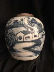 ANTIQUE CHINESE KANGXI PERIOD 1662-1722 BLUE & WHITE TEA CADDY JAR HOUSE