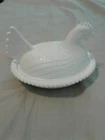 Vintage White Milk Glass Chicken Hen Nesting Candy Lidded Dish Trinket Bowl
