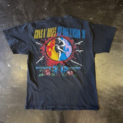 1991 Guns N Roses “Use Your Illusion” Tshirt Size… - image 1