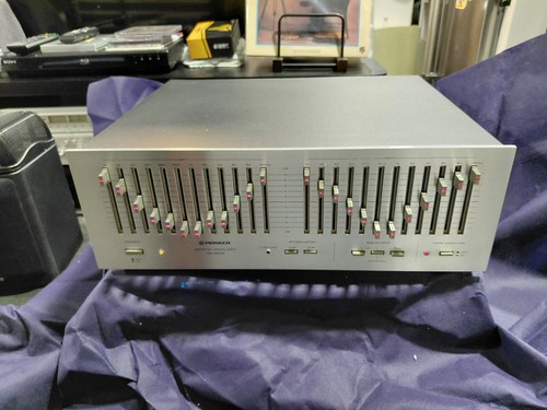 PIONEER SG-9800 GRAPHIC EQUALIZER 220 AND 240 VOLT