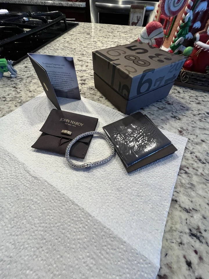 Brazalete de plata de ley con zafiro John Hardy $350 Foto 3 de 3