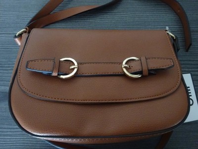 BRAUNE HANDTASCHE MIT SCHULTERGURT DER MARKE GEMO (100% POLYESTER)