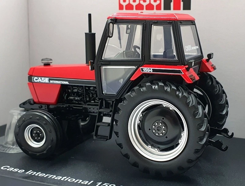Universal Hobbies 1/32 Scale UH6759 - Case International 1594 2WD - Red  - Image 2 of 4