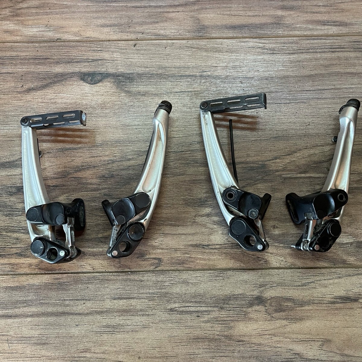Shimano Deore XT BR-M750 V-Brakes Silver No Pads | eBay Shimano Deore XT BR-M750 V-Brakes Silver No Pads | eBay