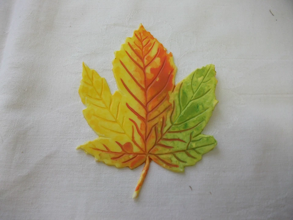 MOOSMÜLLER Wachsornament, Wachskunst, Herbstblatt, Kerze selbst gestalten