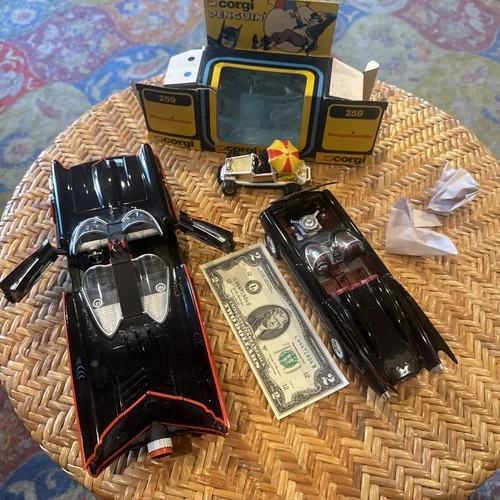 Vintage Corgi #259 Penguin mobile.  Batman.  Batmobile.  DC comics.