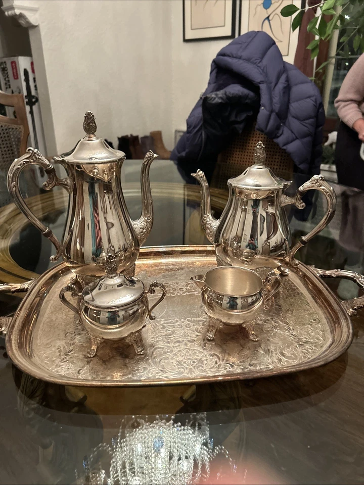 Juego de té y café Newport Gotham de 5 piezas - plateado Foto 2 de 4