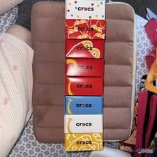 porte clé crocs mcdonalds, lot complet de 8