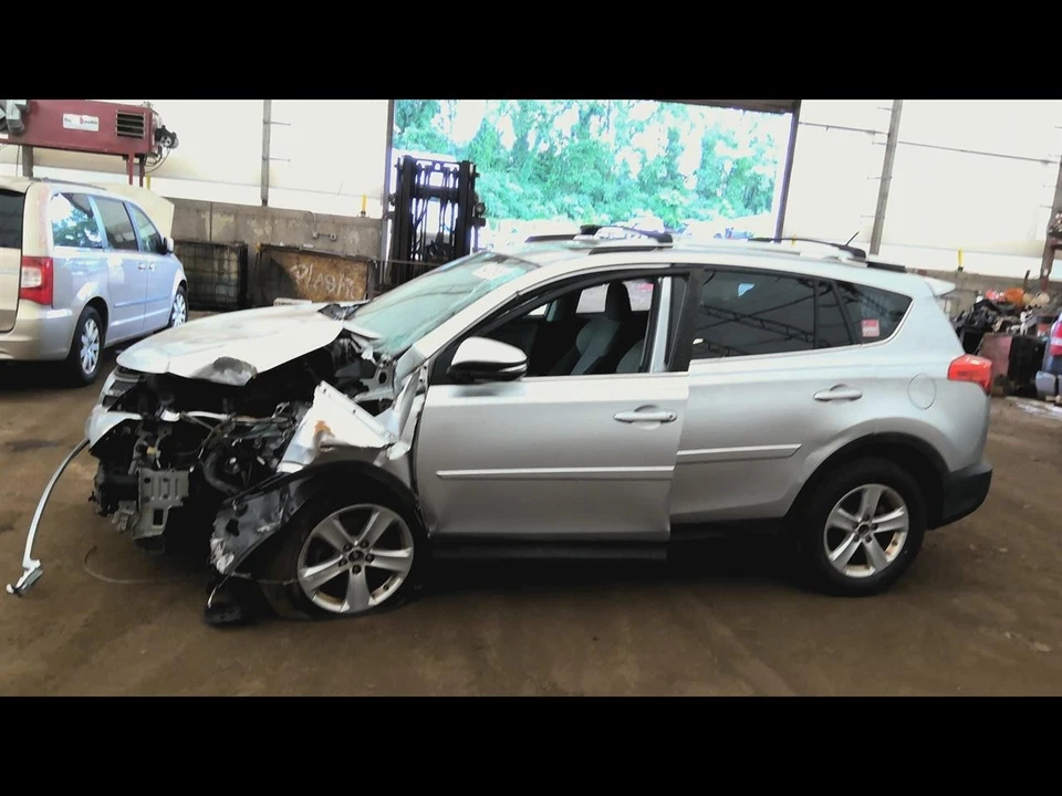 AC Condenser VIN F 5th Digit 2ARFE Engine Fits 13-18 RAV4 6658142 Foto 3 de 4