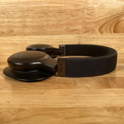 JBL LIVE 650BTNC Black Wireless Noise Cancelling Over-Ear Stereo