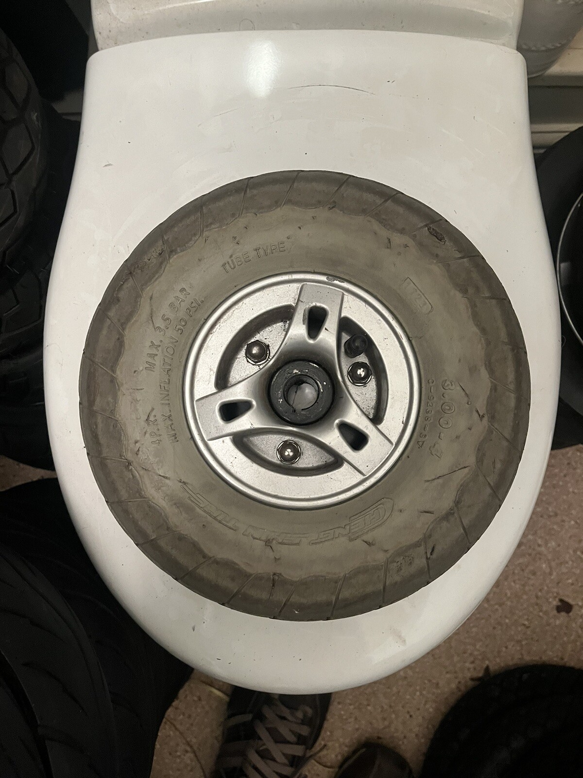 Kymco Midi mobility scooter 8mph Wheel + Tyre Rear eBay