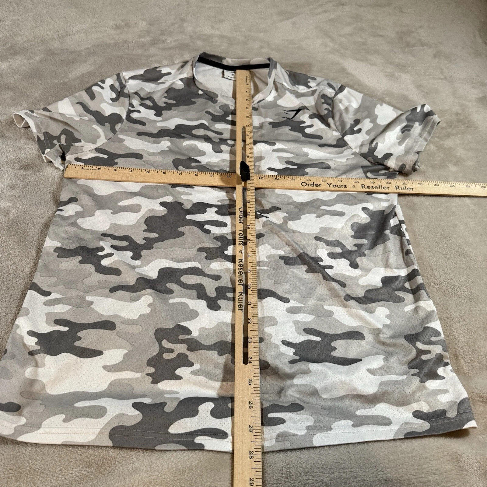 gymshark arrival camouflage shirt