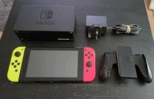 Nintendo Switch 32 GB Console HAC-001