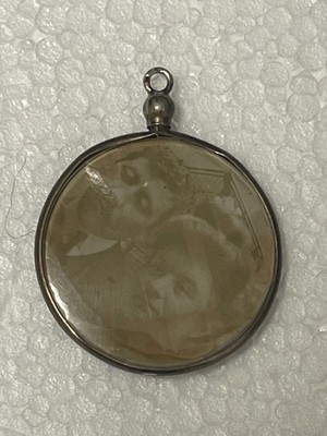1906 French Silver 2-Sided Pendant w/ Photo & 4-Leaf Clover Shamrock Sweetheart