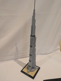 LEGO ARCHITECTURE: Burj Khalifa (21031)  100% Complete and Authentic