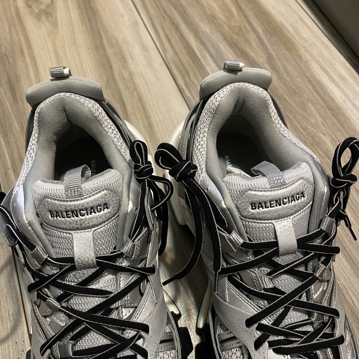 NEW Balenciaga Track Trainer Metallic Silver 542023WCD18100 NEW Balenciaga Track Trainer Metallic Silver 542023WCD18100