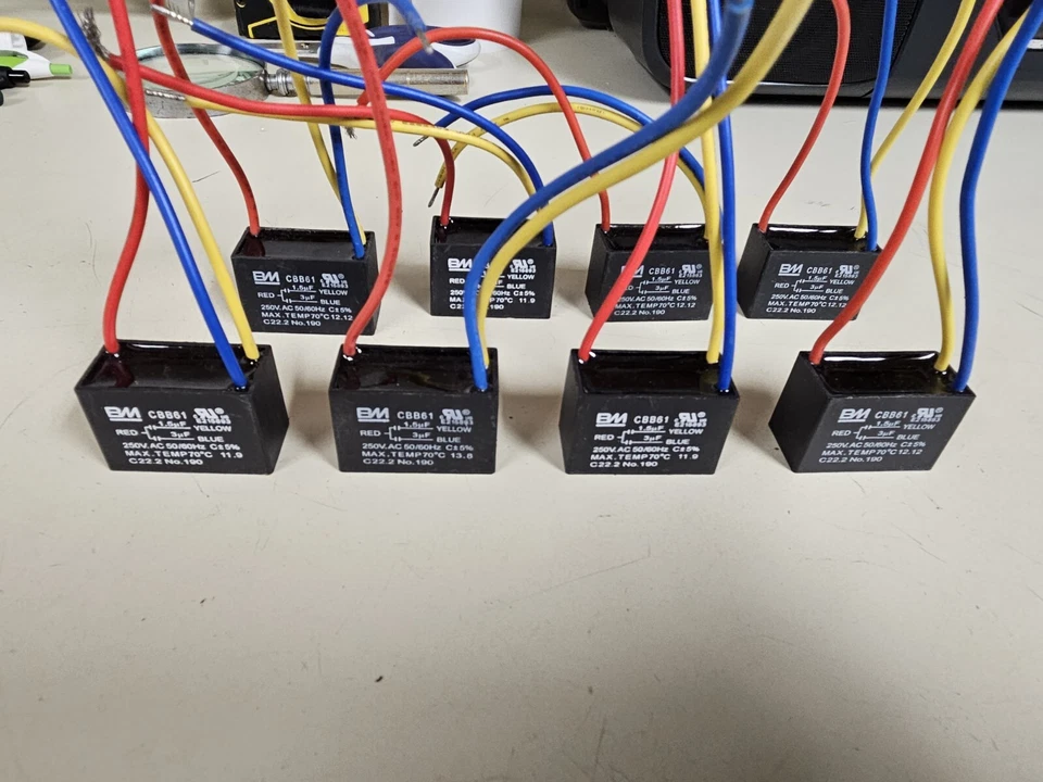 Ventilador de techo condensador tres cables rojo + amarillo a 1,5 UF y azul a 3. 0 UF Foto 4 de 4