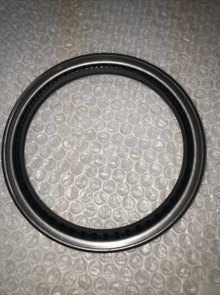 **Garlock Klozure Oil Seals/ Bearing Isolators/ Mechanical Seals 21086-2840# - Image 4 of 4